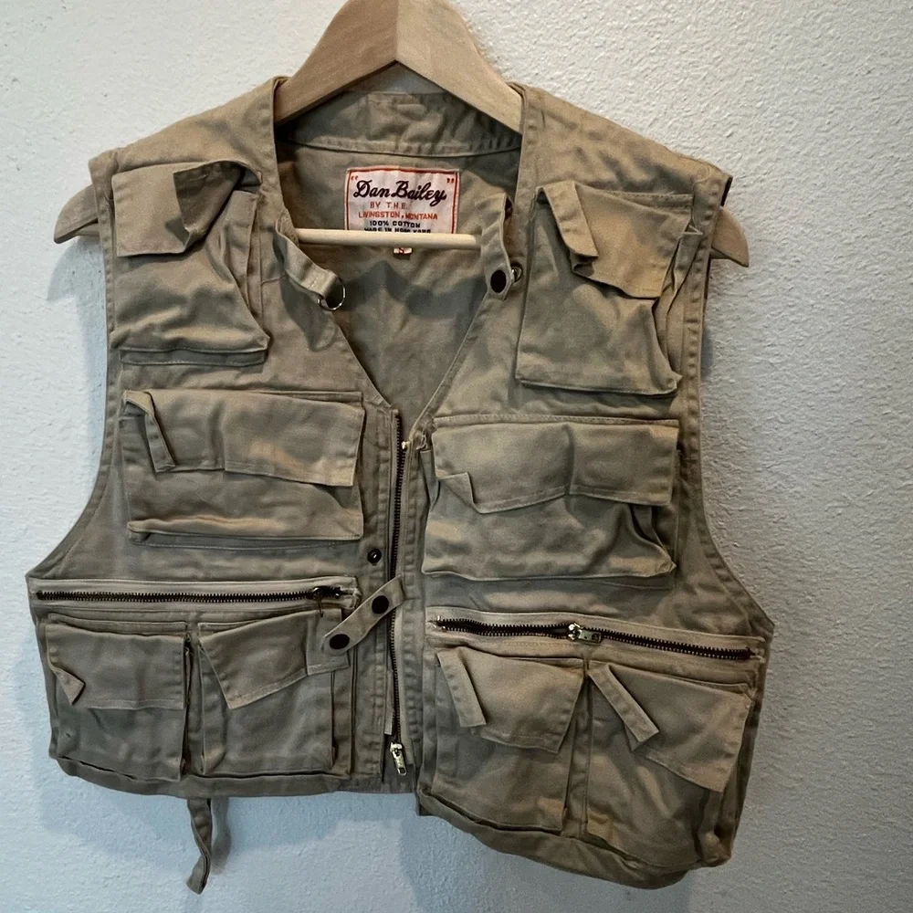 Khaki Utility Vest with Multiple Pockets